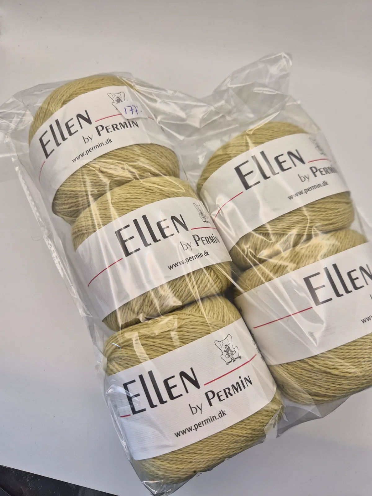 Rea paket Ellen 5 nystan färg Limegrön 883531 – Permin