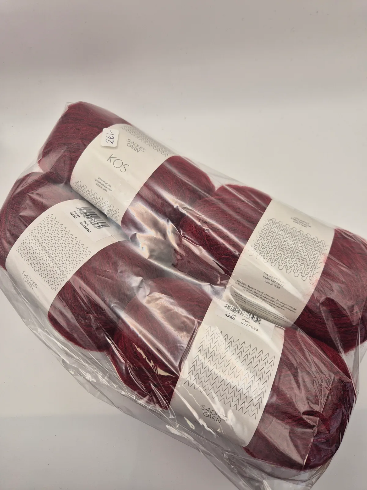 Rea paket Kos 4 nystan färg Deep red 4236 – Sandnes