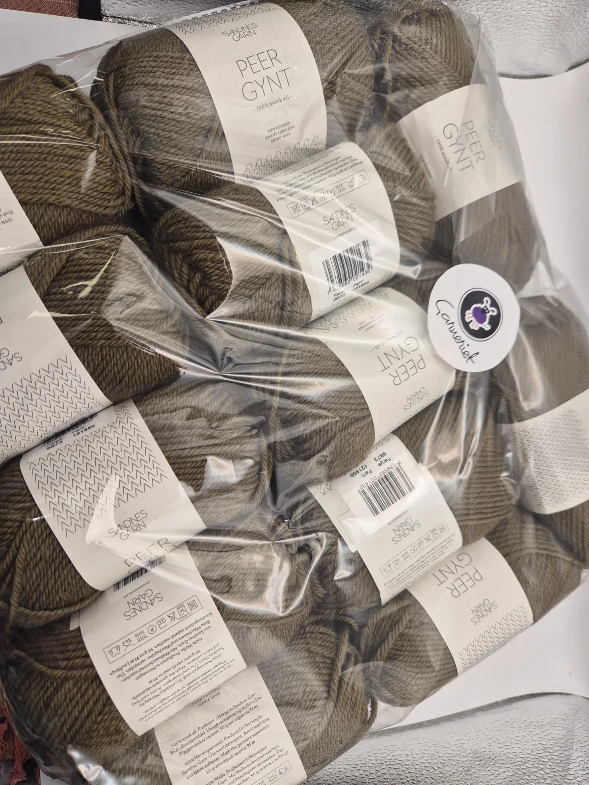 Rea paket Peer Gynt 12 nystan färg Dark olive 9873 – Sandnes